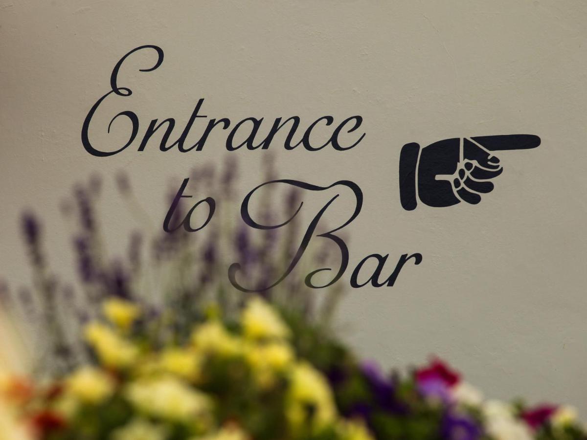 The George Inn 3*